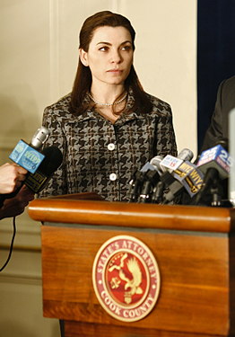 Julianna Margulies is the 2010 Golden Globe Winner For Best TV Drama Actress 2010-01-17 17:46:08