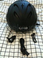 A Pimped-Out Ski Helmet With Headphones and Bluetooth
