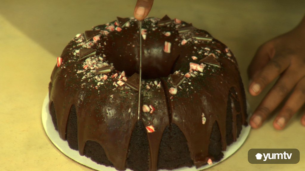 How to Bake the Best Homemade Gift: A Big Ol' Bundt Cake! How to Bake the Best Homemade Gift: A Big Ol' Bundt Cake!