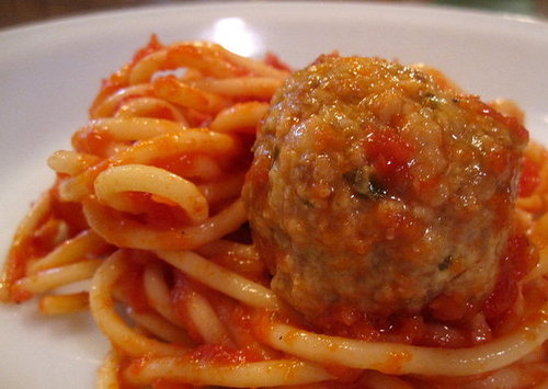 Delicious and Classic Spaghetti and Meatball Recipe