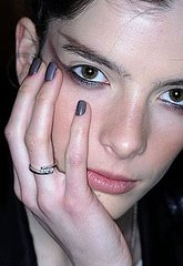 Matte Nail Polish Trend for Fall 2010 Matte Nail Polish Trend for Fall 2010