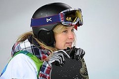 Olympic Medal Winner Hannah Teter Is a Vegetarian and Lives a Green Lifestyle Olympic Medal Winner Hannah Teter Is a Vegetarian and Lives a Green Lifestyle