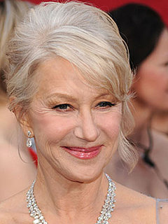 Helen Mirren at 2010 Oscars 2010-03-07 16:55:58
