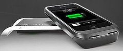 Case-Mate Hug Wireless iPhone Charger