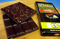 Review of Dark Chocolate Quinoa Midnight Crunch Bar by Alter Eco