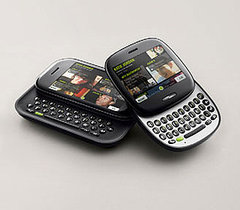 Photos of the Kin One and Kin Two Series Phones Photos of the Kin One and Kin Two Series Phones