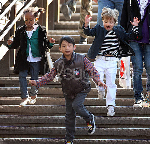 Pictures of Brad Pitt and Kids at Park and Eating Ice Cream in Venice