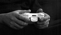 20 Million Online Gamers Spend Up to 7 Hours a Week Playing Games