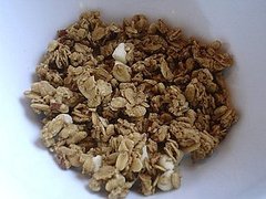 Review of Attune Probiotic Granola Munch Review of Attune Probiotic Granola Munch