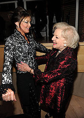Betty White Hugging Sarah Palin Picture at Time 100 Gala