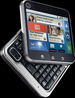 New Motorola Flipout Rumored to Launch In the US This June