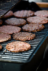 Reduce Cancer-Causing Chemicals in Your Burgers With These Ingredients
