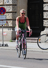 Pictures of the Singer Pink Biking in Berlin