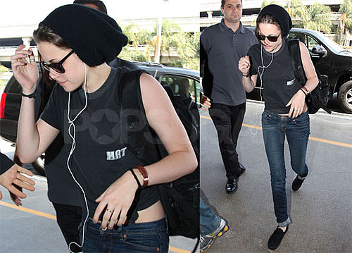 Pictures of Kristen Stewart at LAX