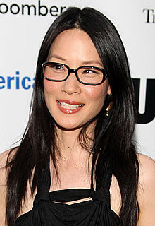 Wearing Makeup With Black Eyeglasses