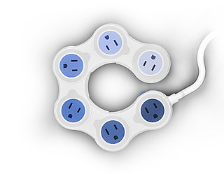 Adjustable Space-Saving Power Strip