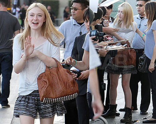 Pictures of Eclipse's Dakota Fanning at Jimmy Kimmel Live