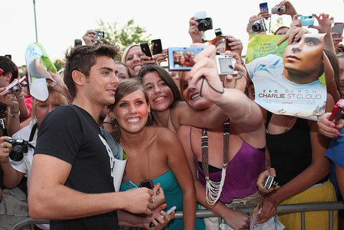 Pictures of Zac Efron Pictures of Zac Efron