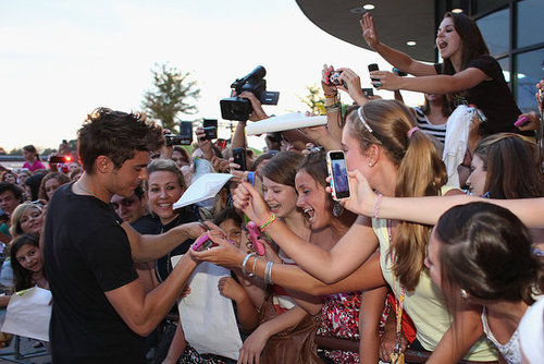 Pictures of Zac Efron Pictures of Zac Efron
