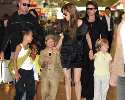 Angelina Jolie and the kids were spotted arriving at Narita International Airport in Narita, Japan on Monday (July 26).