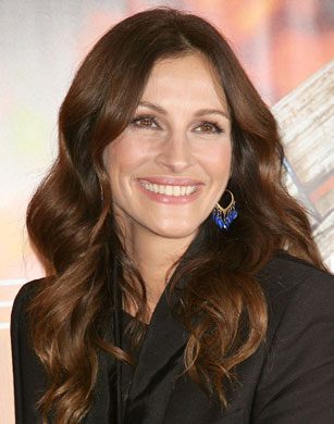 Julia Roberts's Makeup at the Eat Pray Love Premiere