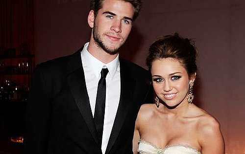 Site anuncia que relacionamento do casal chegou ao fim recentemente. Ator confirma que romance acabou!