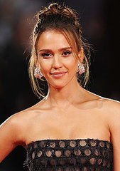 Jessica Alba Tweets That She Skips Workout and Sleeps Instead Jessica Alba Tweets That She Skips Workout and Sleeps Instead