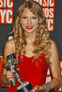 2010 MTV Video Music Awards Hair and Makeup Coverage 2010-09-12 08:00:00