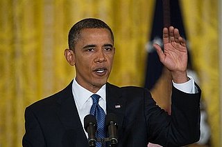 Picture of President Obama Not Wearing His Wedding Ring
