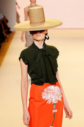 2011 Spring New York Fashion Week: Carolina Herrera 2011 Spring New York Fashion Week: Carolina Herrera