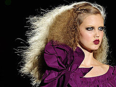 Marc Jacobs Spring 2011 Beauty Trend