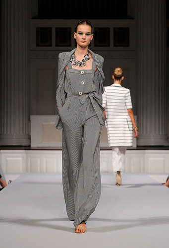 2011 Spring New York Fashion Week: Oscar De La Renta 2011 Spring New York Fashion Week: Oscar De La Renta