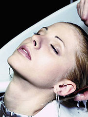 The Pros and Cons of Sulfates in Shampoos