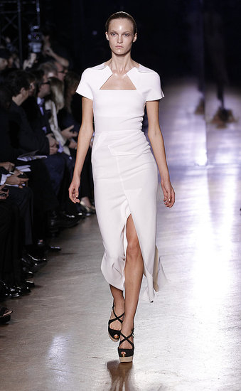 Spring 2011 Paris Fashion Week: Roland Mouret Spring 2011 Paris Fashion Week: Roland Mouret