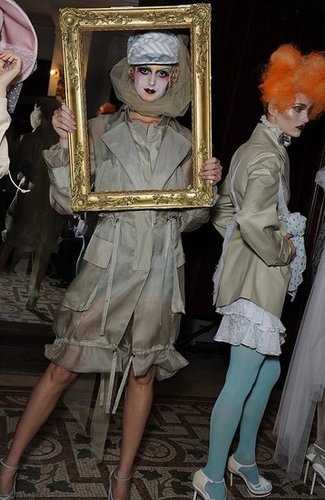 John Galliano
John Galliano