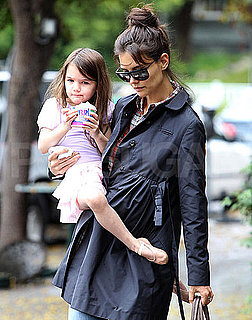 Pictures of Katie Holmes and Suri Cruise Eating Ice Cream in LA