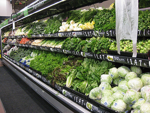 Walmart Pledges to Source More Local, Sustainable Produce