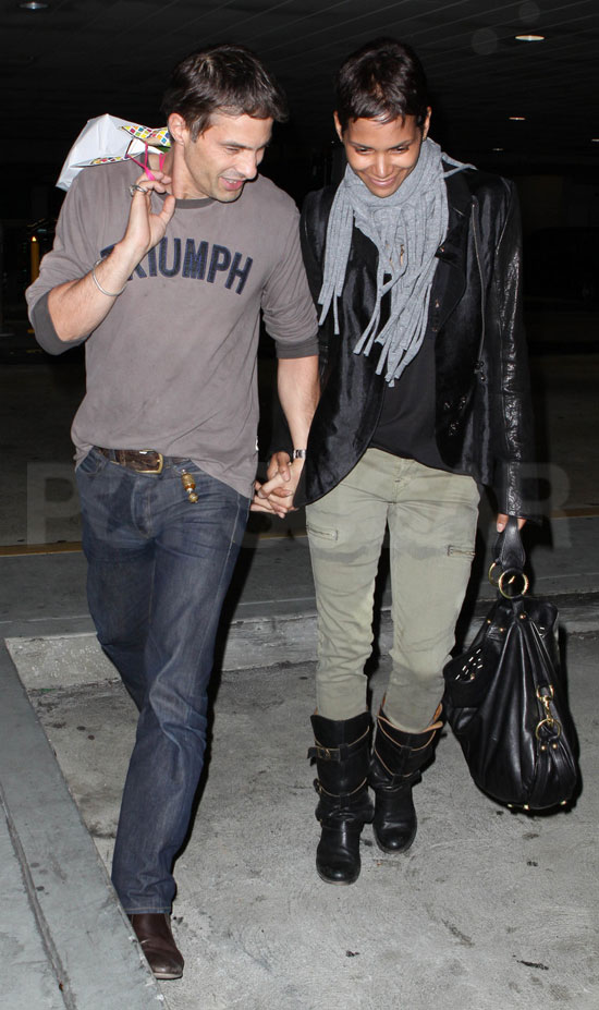 Pictures of Halle Berry and Olivier Martinez in LA Pictures of Halle Berry and Olivier Martinez in LA