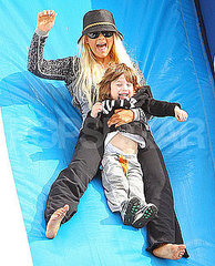 Pictures of Christina Aguilera