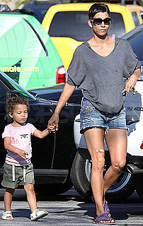 Pictures of Halle Berry and Nahla Aubry Making a Grocery Store Pit Stop in LA