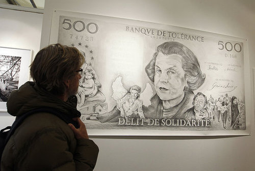 L'Oreal Heiress Liliane Bettencourt's on Bank Note Fiac Art Fair