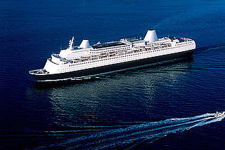 Royal Caribbean to Host First Starbucks at Sea