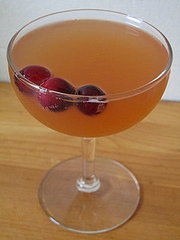 Easy Sparkling Cranberry Cocktail Recipe