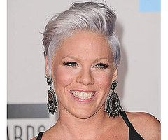 Pink at 2010 American Music Awards Pink at 2010 American Music Awards