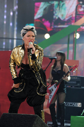 Pictures From AMAs Pictures From AMAs