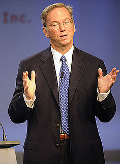 Eric Schmidt With a Nexus S Talking About Android Phones as Credit Cards