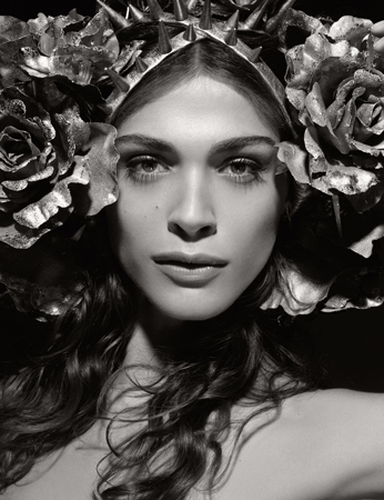 Elisa Sednaoui as Flora
Elisa Sednaoui as Flora