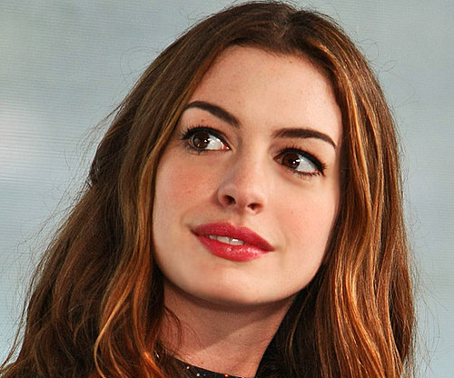 Anne Hathaway's Lovely Lipstick From This Morning