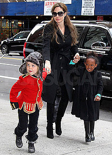 Pictures of Angelina Jolie, Shiloh, Zahara, Maddox and Pax at NYC Art Store