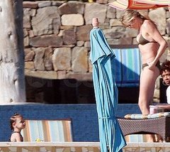 Pictures of Cameron Diaz in a Bikini With Alex Rodriguez